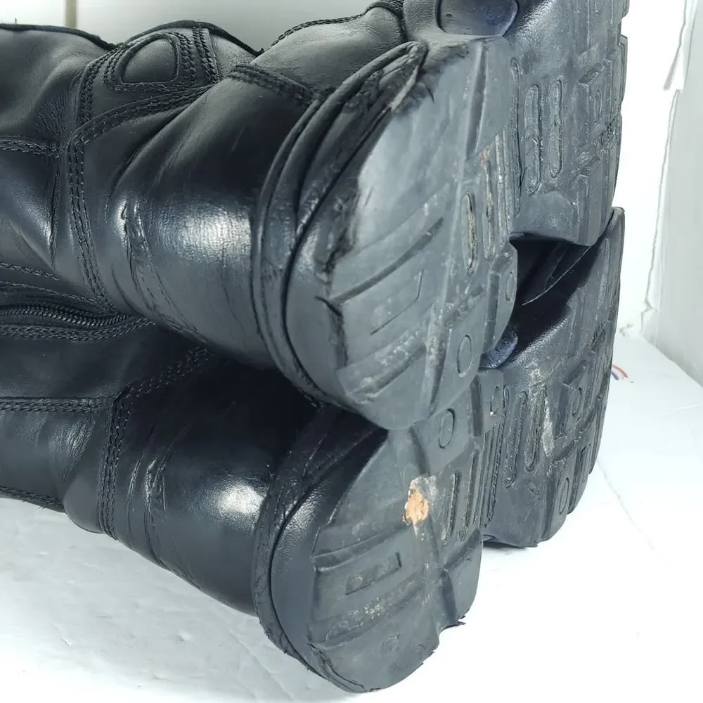 Danner Men’s Striker II GTX 8” US10D Black Leather Laceup Tactical Combat Boots